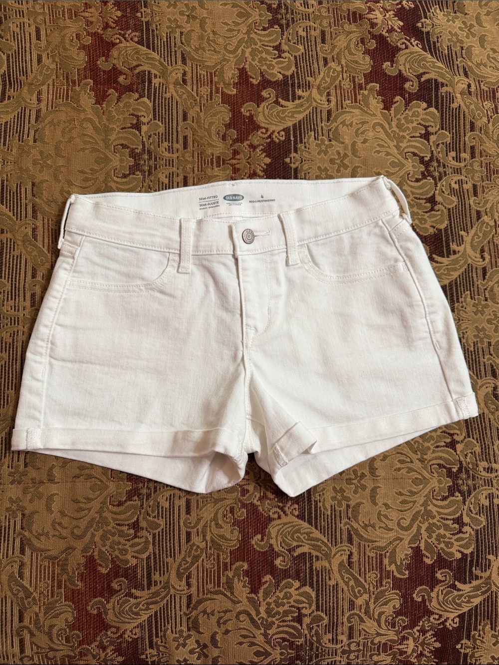 Old Navy Size 4/27 White Cuffed Denim Shorts